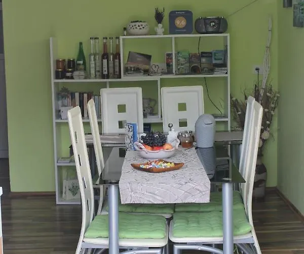 Steger Πανσιόν 3*